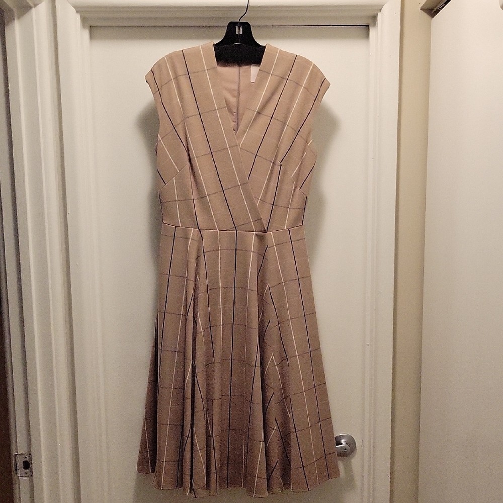 Gal Meets Glam Elegant Tan Plaid Women's Dress